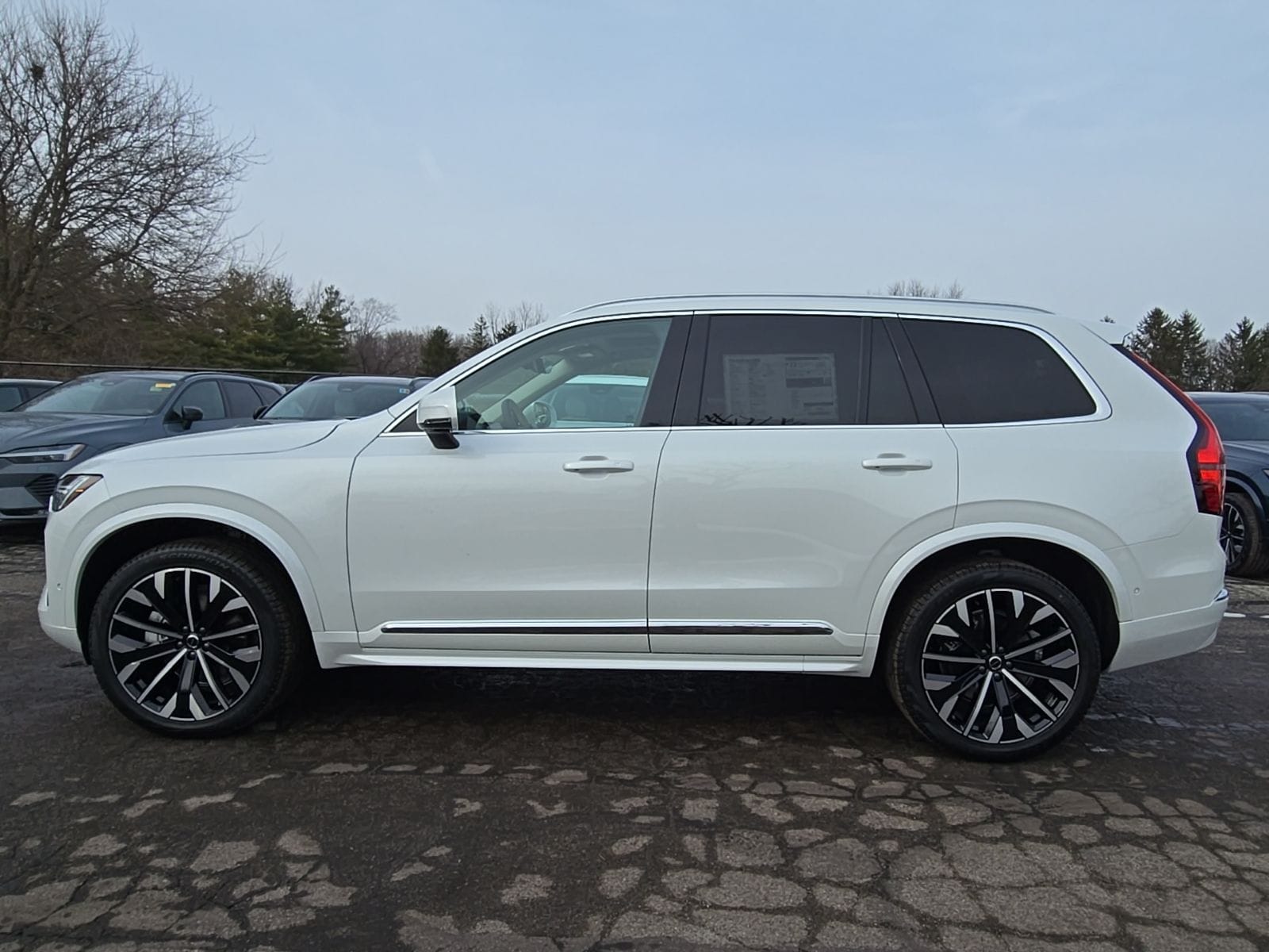 2026 Volvo XC90 Ultra - Photo 6