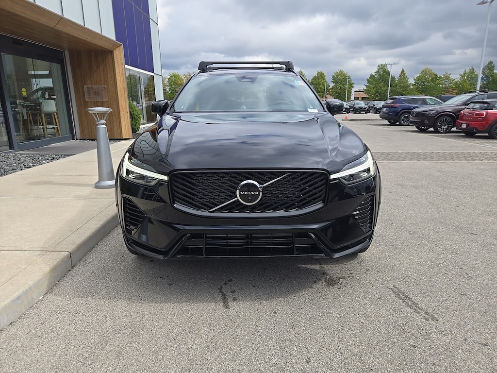 New 2026 Volvo XC60 plug-in hybrid T8 Polestar Engineered SUV