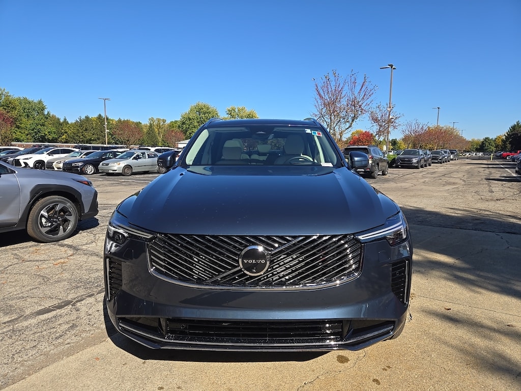 New 2026 Volvo XC90 B6 Ultra 7-Seater SUV