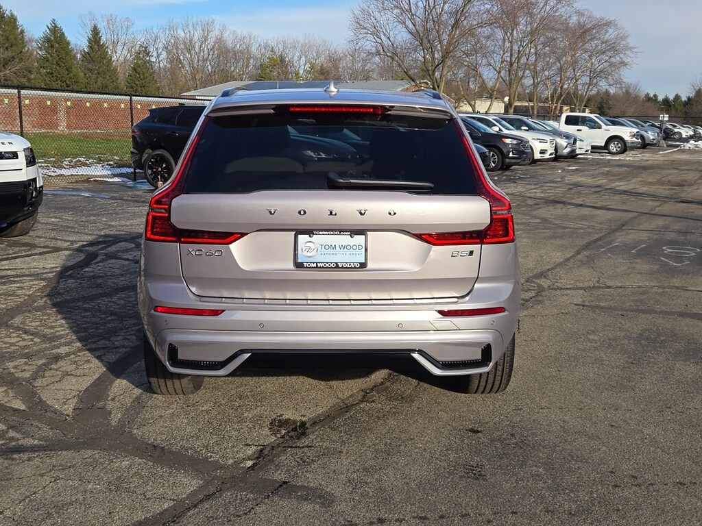New 2026 Volvo XC60 B5 Plus SUV