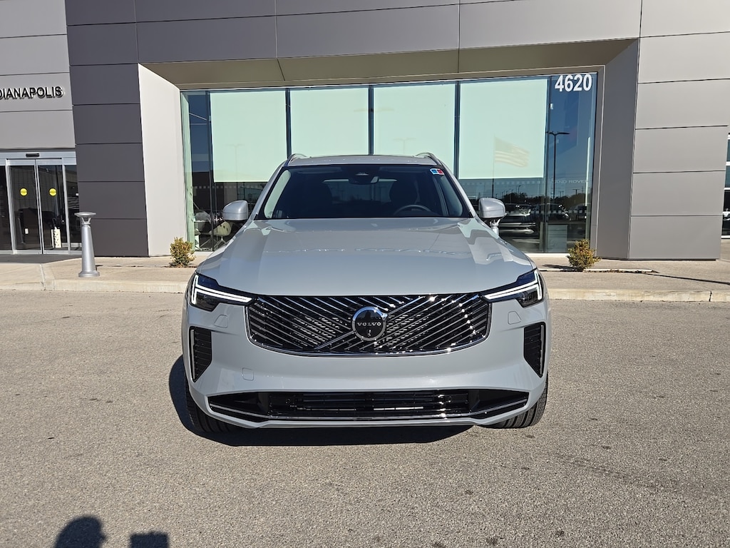 New 2026 Volvo XC90 plug-in hybrid T8 Plus 7-Seater SUV