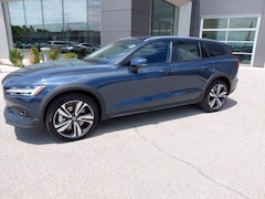 2026 Volvo V60 Cross Country B5 Plus AWD Wagon