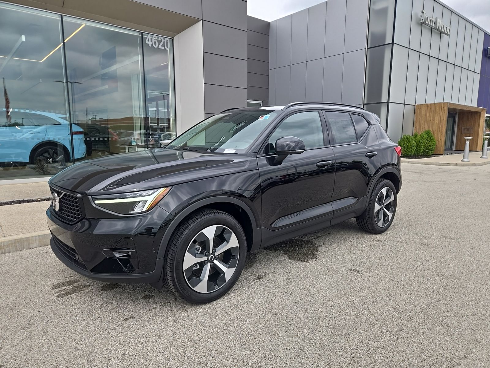2026 Volvo XC40