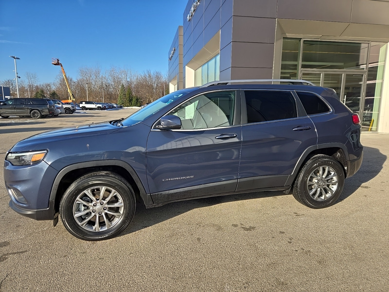 2021 Jeep Cherokee Latitude Lux's photo