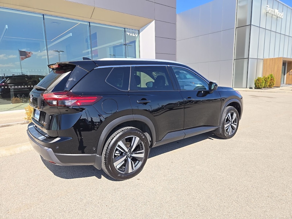 Used 2024 Nissan Rogue SL SUV