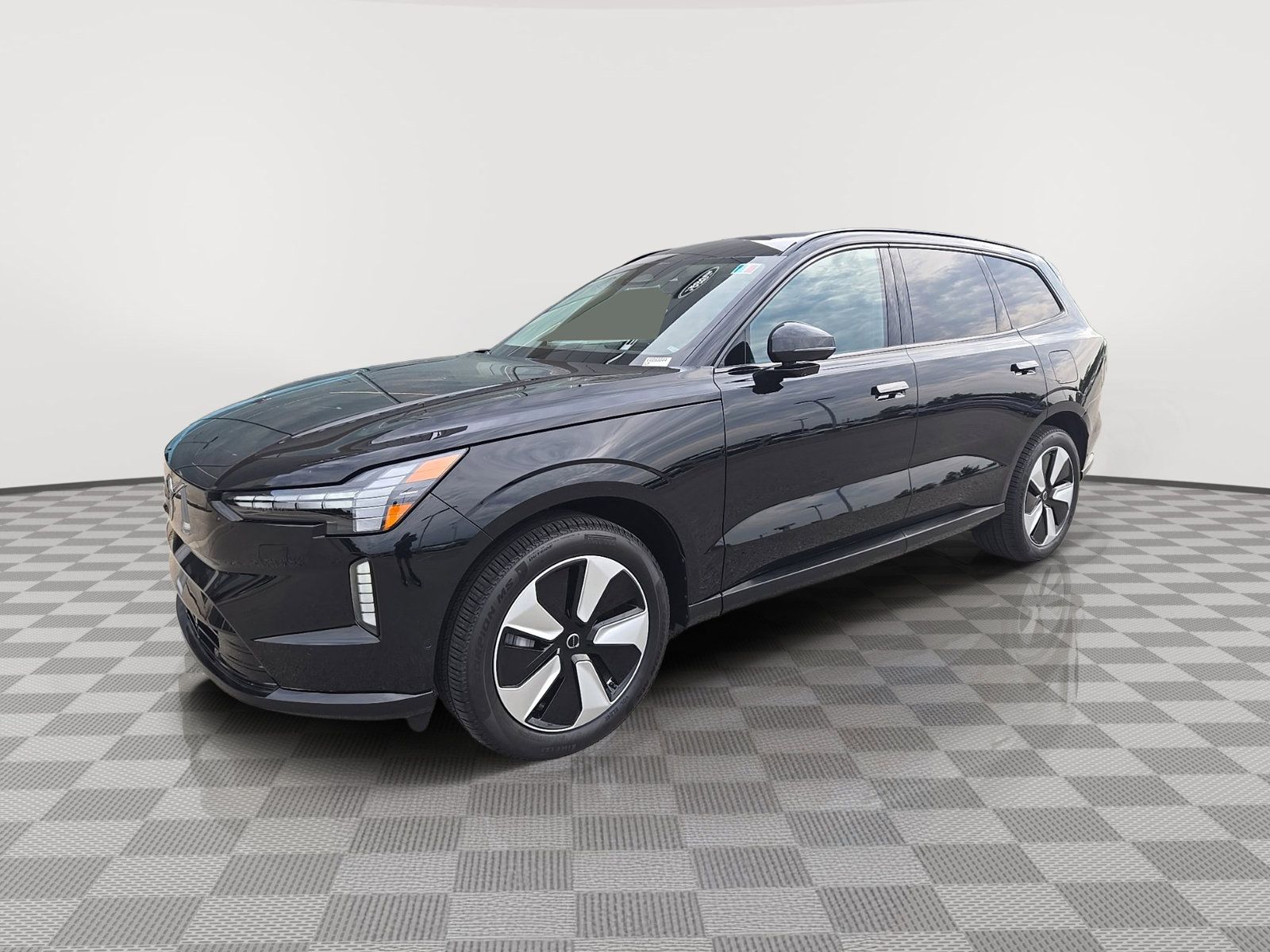 2026 Volvo EX90