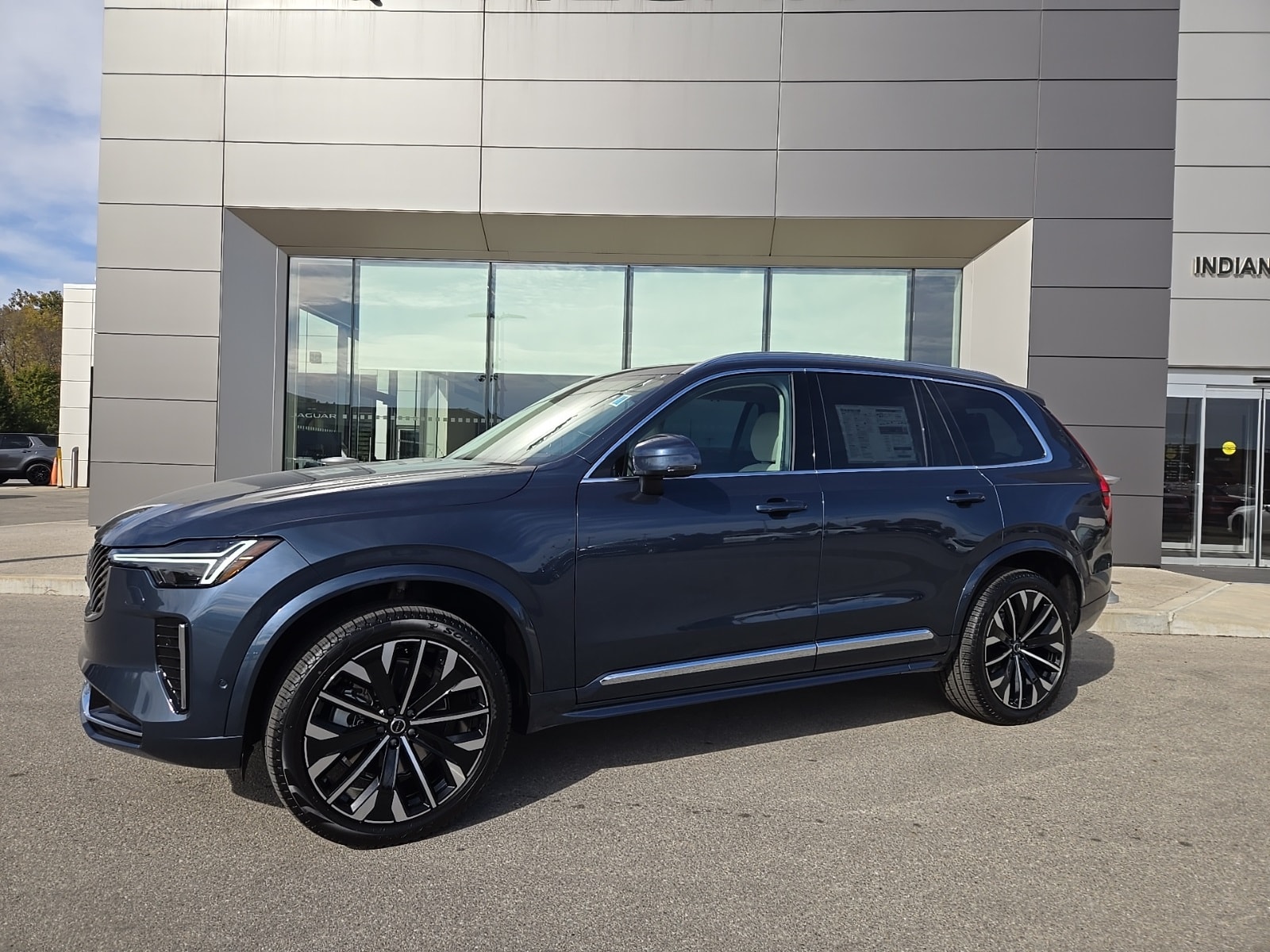2026 Volvo XC90 Ultra's photo