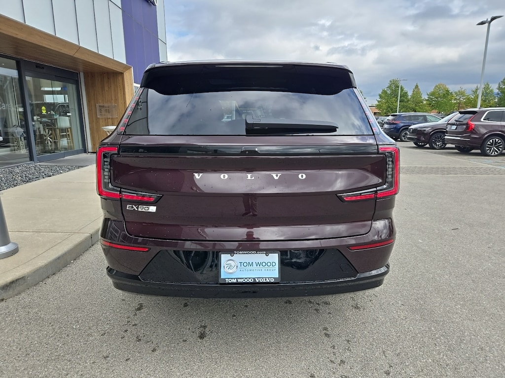 New 2025 Volvo EX90 Twin Motor Performance Ultra 6-Seater SUV