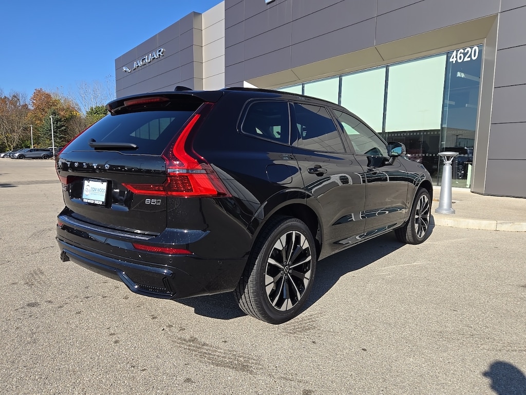 New 2026 Volvo XC60 B5 Plus SUV