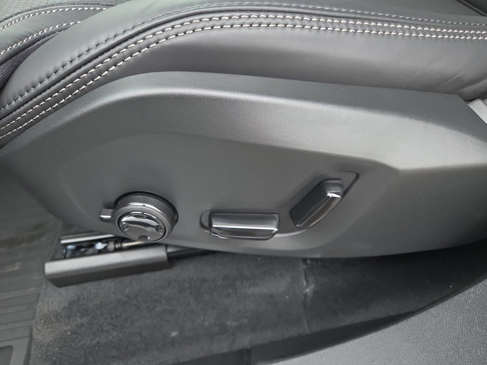 2026 Volvo XC90 Ultra - Photo 20