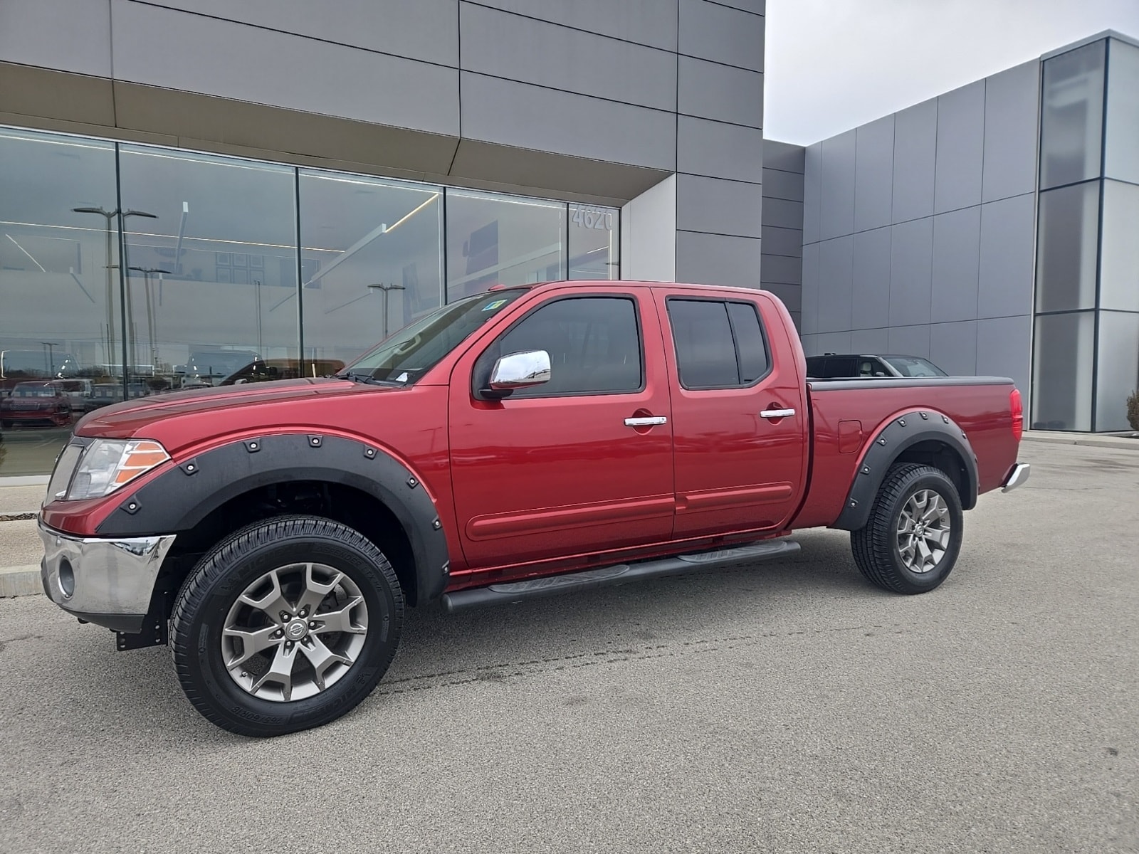 2016 Nissan Frontier SL's photo