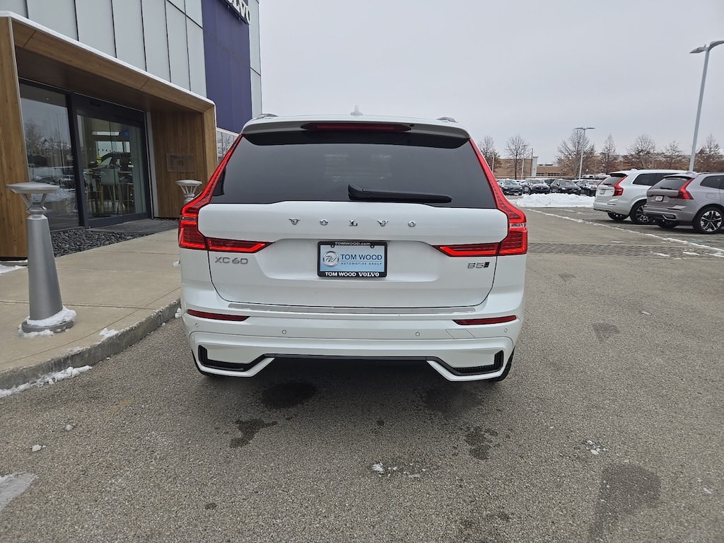 Used 2025 Volvo XC60 B5 Core SUV