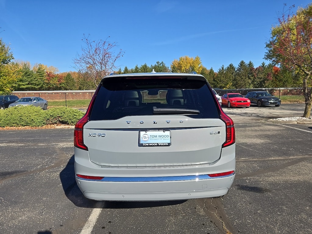 New 2026 Volvo XC90 B6 Plus 7-Seater SUV