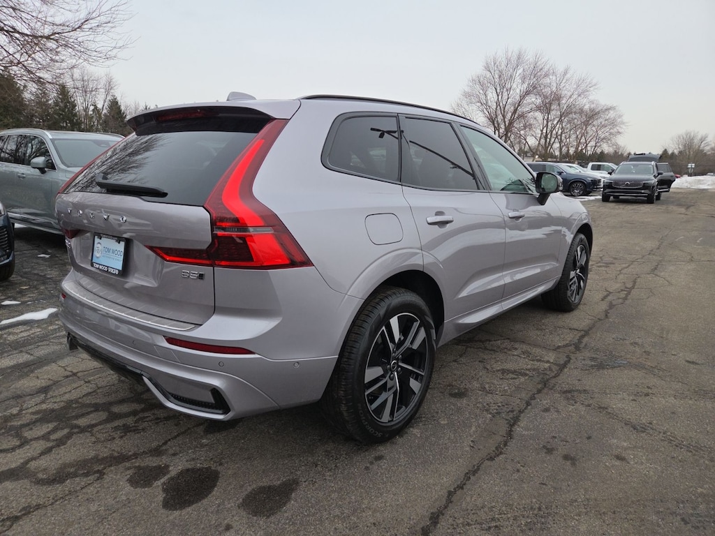 New 2026 Volvo XC60 B5 Plus SUV