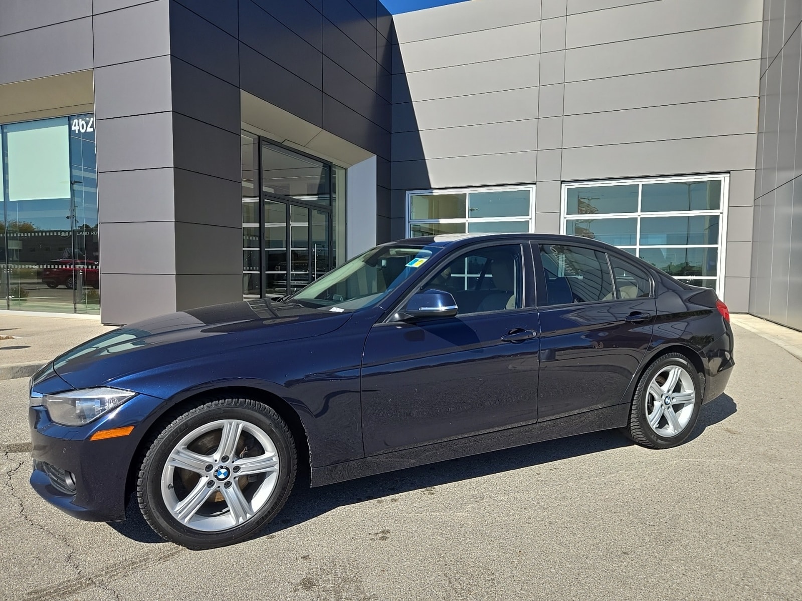 2014 BMW 3 Series 320i