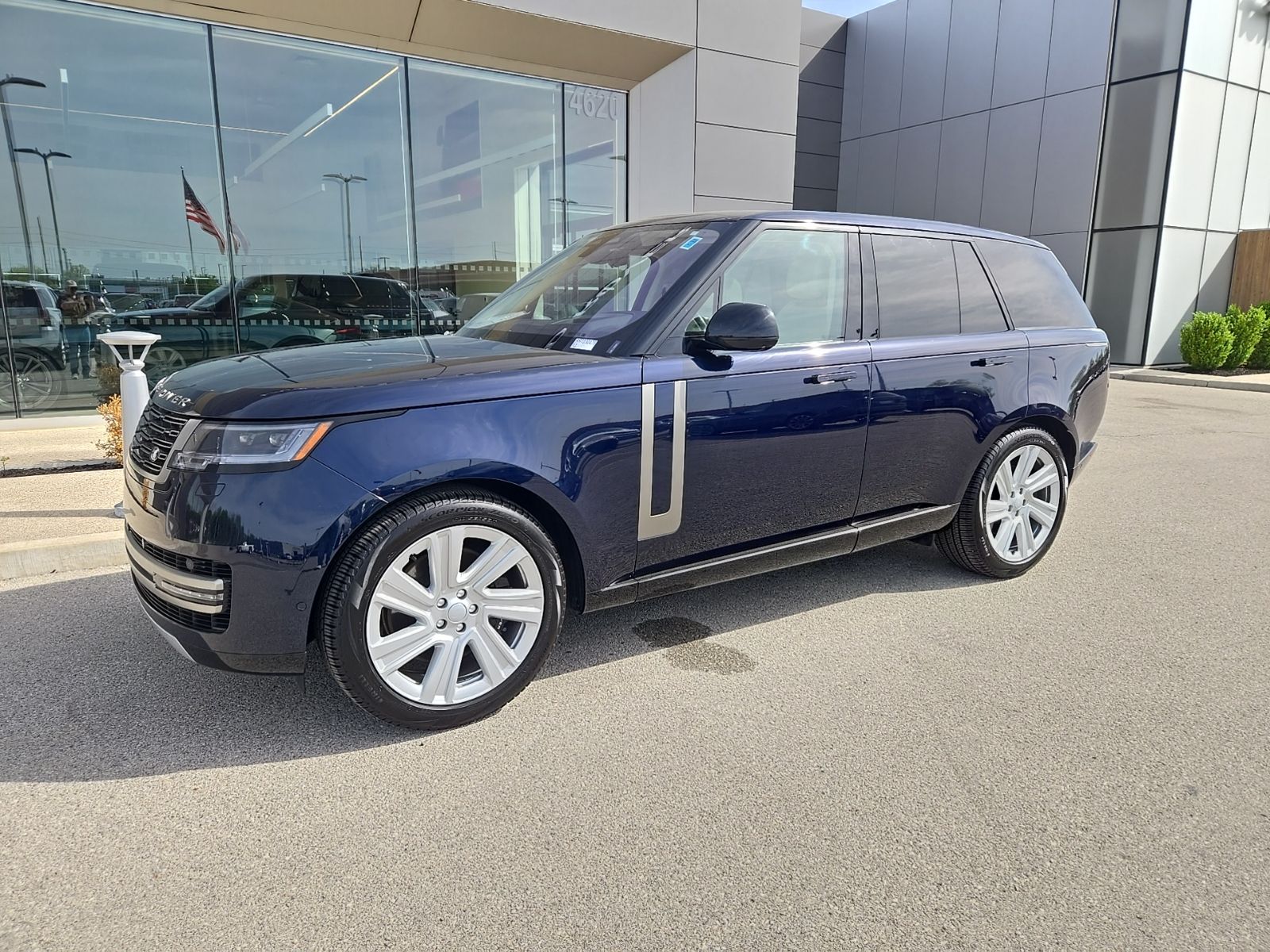 2023 Land Rover Range Rover 4.4 SE SWB's photo