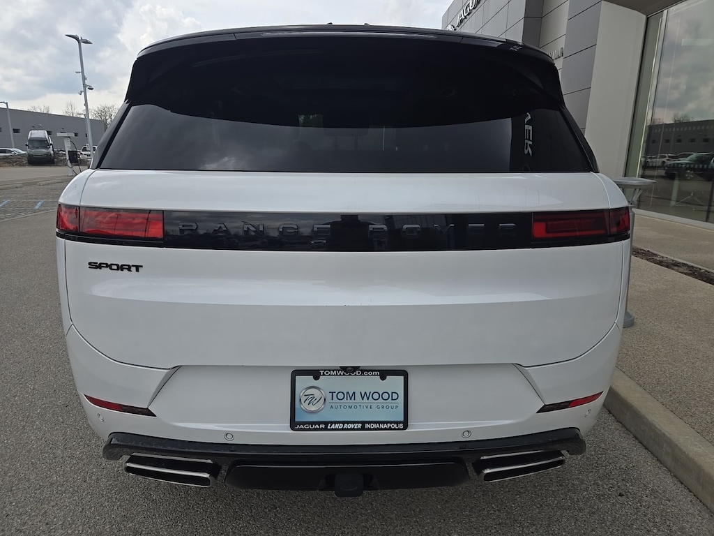 Used 2024 Land Rover Range Rover Sport Dynamic SE SUV