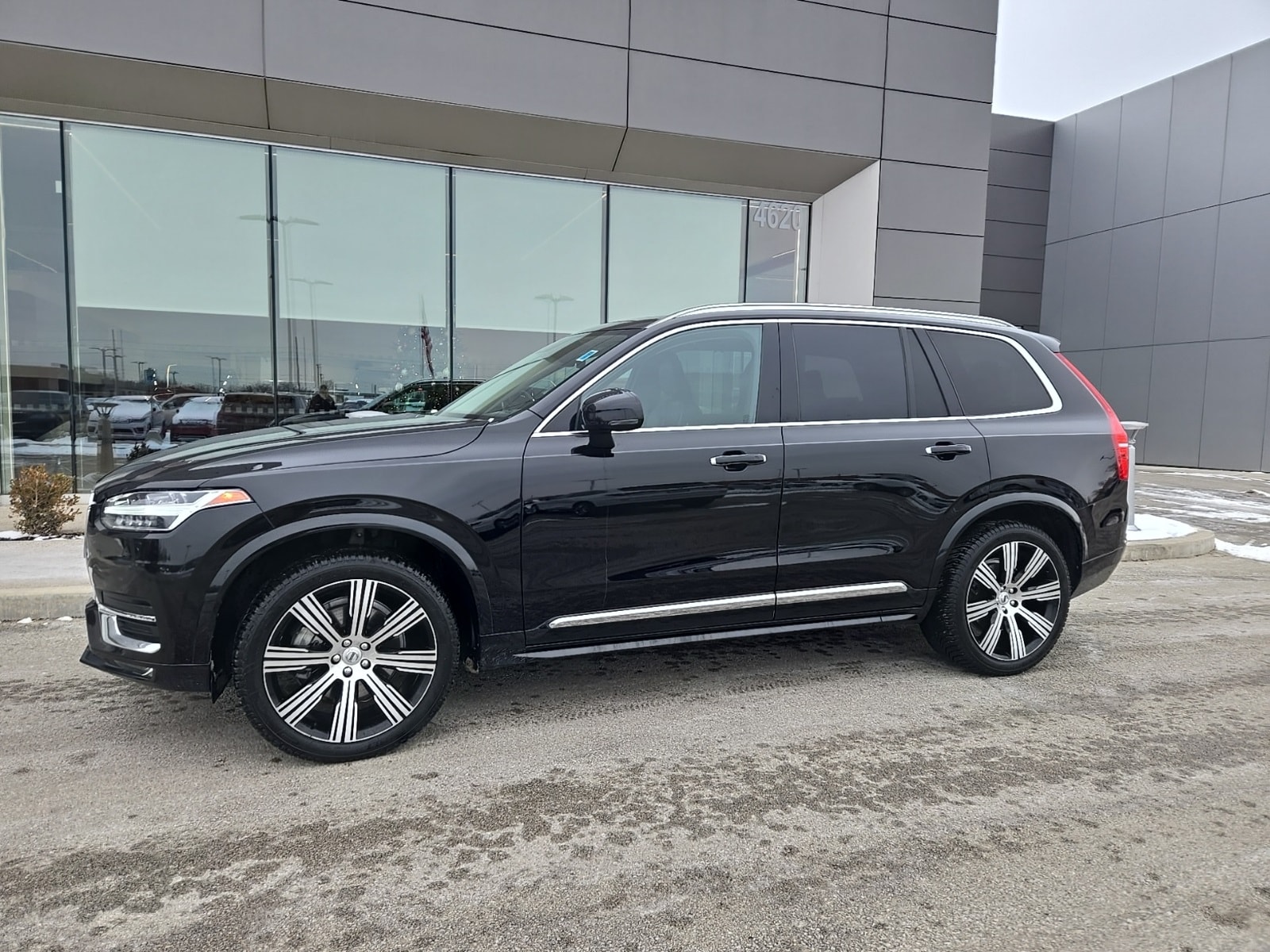 2021 Volvo XC90 Inscription's photo