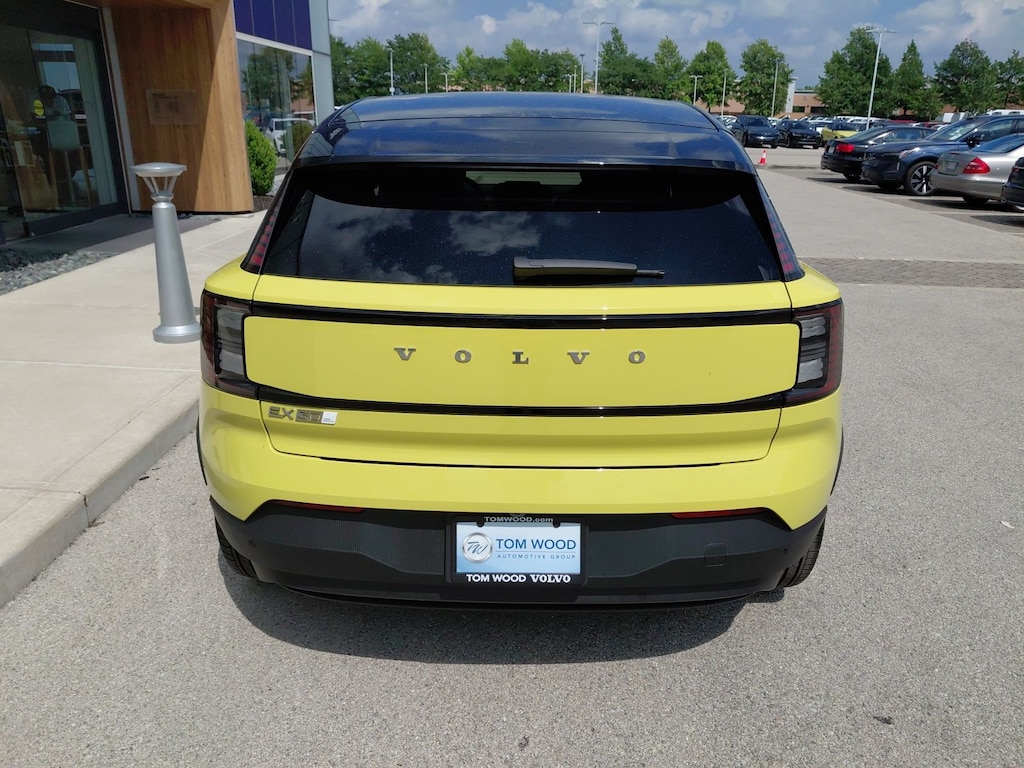 New 2025 Volvo EX30 Twin Motor Plus SUV