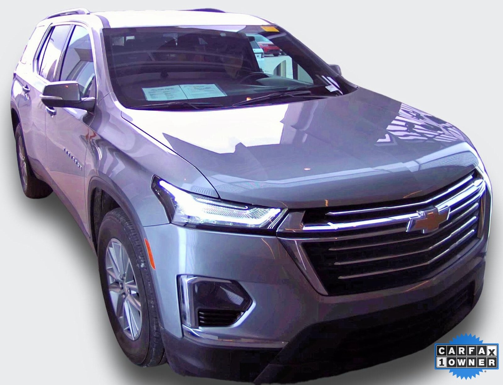 2023 Chevrolet Traverse photo 2