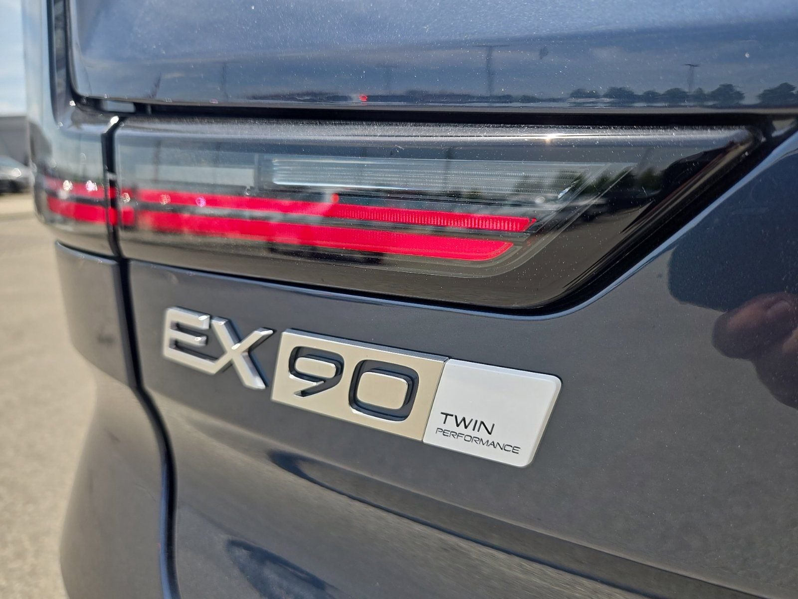 2025 Volvo EX90 Plus - Photo 10