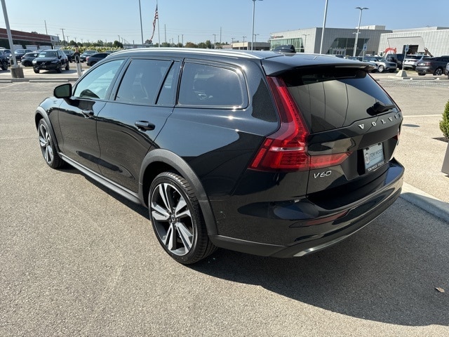 Certified 2023 Volvo V60 Cross Country Plus with VIN YV4L12WZ0P2111543 for sale in Indianapolis, IN