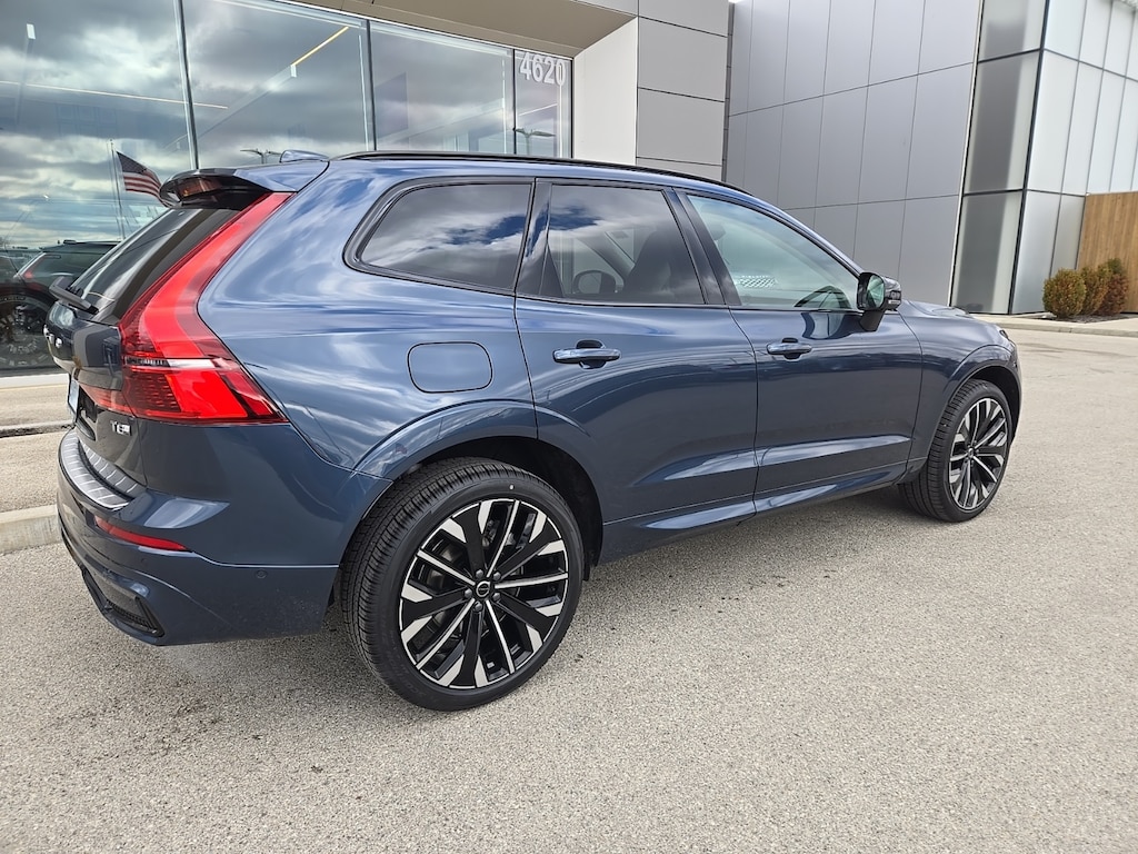 New 2026 Volvo XC60 plug-in hybrid T8 Ultra SUV