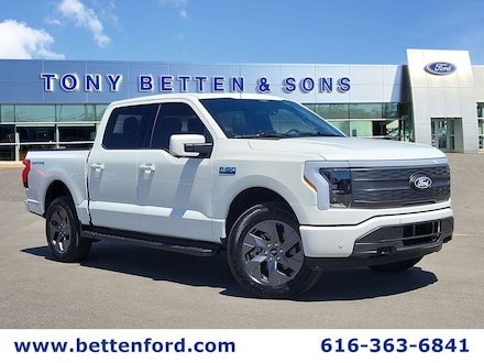 2025 Ford F-150 Lightning Lariat Truck