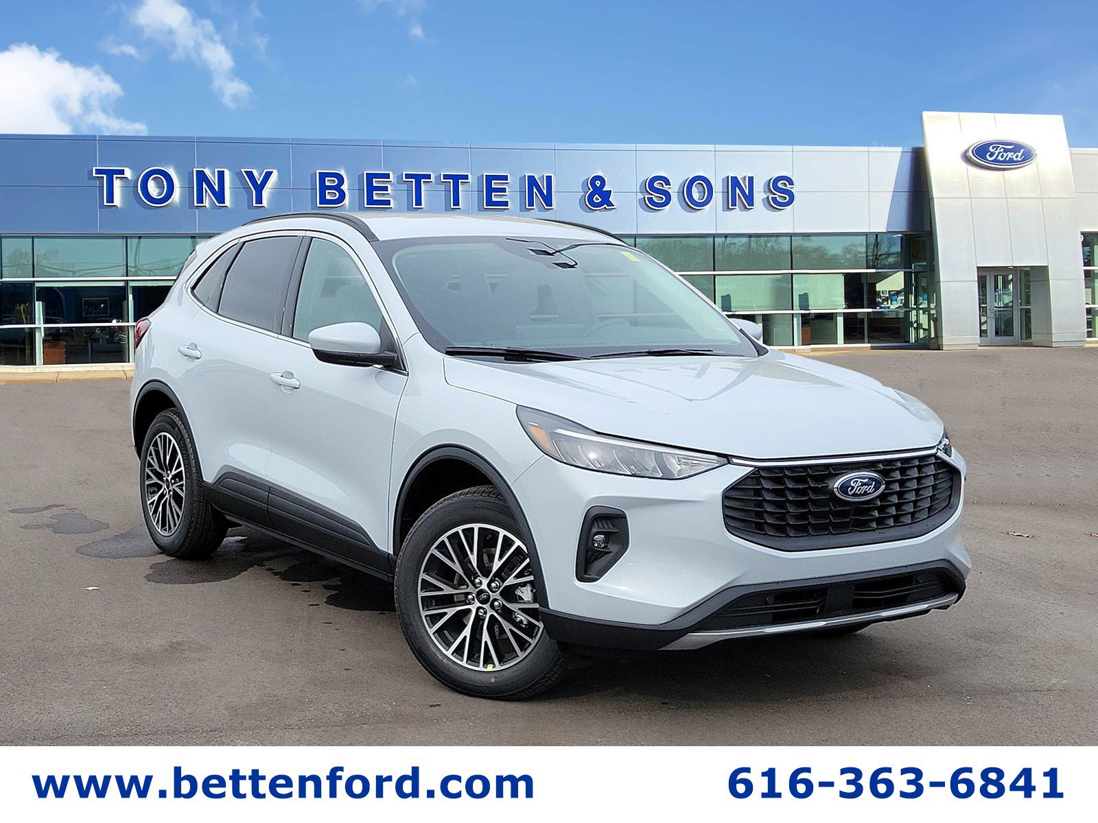 2026 Ford Escape PHEV's photo