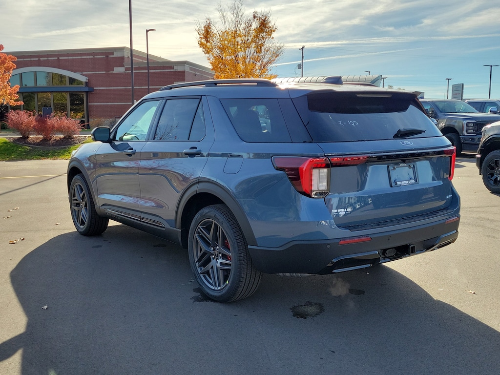 New 2026 Ford Explorer ST-Line SUV