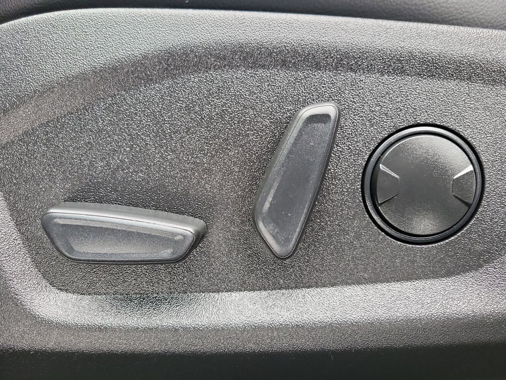 2024 Ford Edge SEL - Photo 19