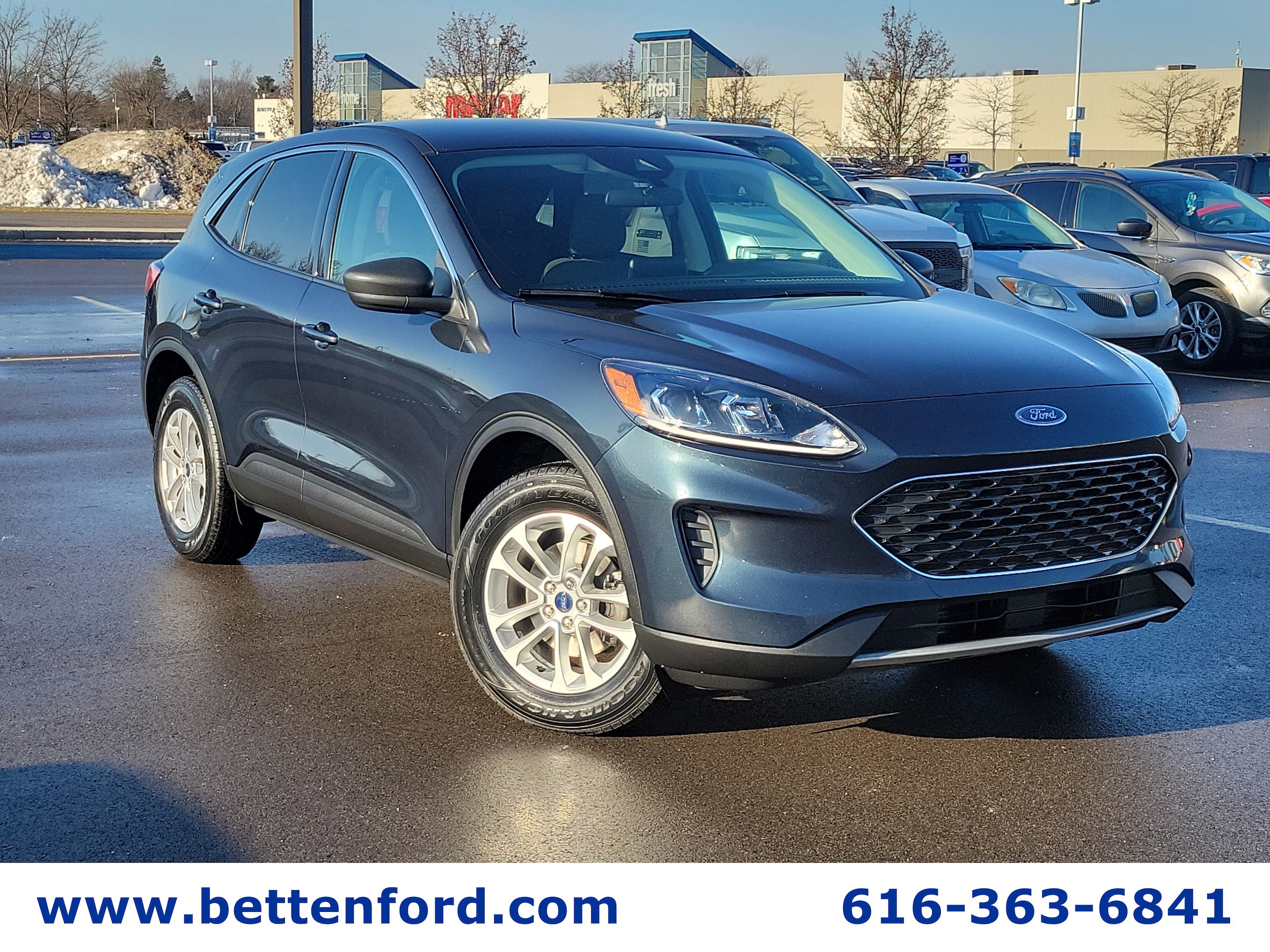 2022 Ford Escape SE