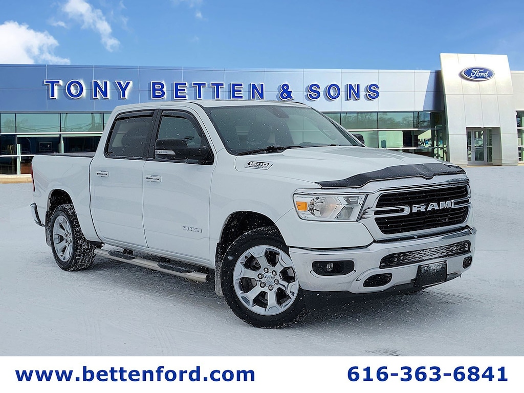 Used 2019 Ram 1500 Big Horn/ Lone Star/ 5.7L Hemi V8/ Cold Weather Gr Crew cab 4wd