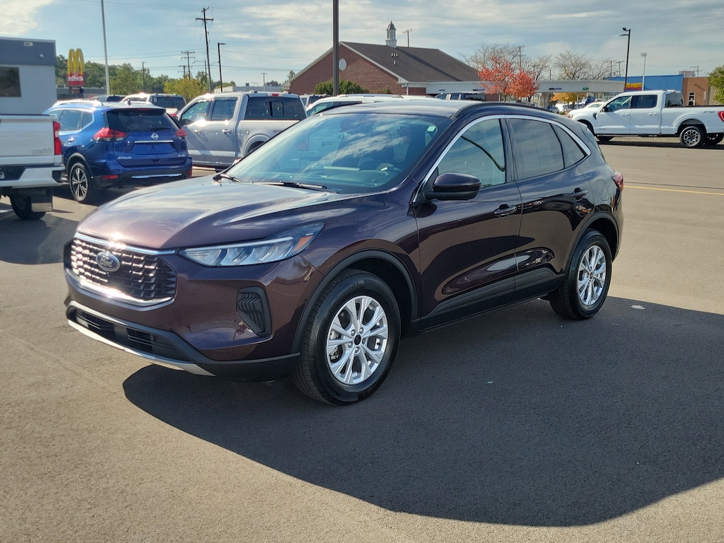 Used 2023 Ford Escape Active/ Moon/ Tech #2/ Nav/ B&O Sound/ Cold Weathe AWD