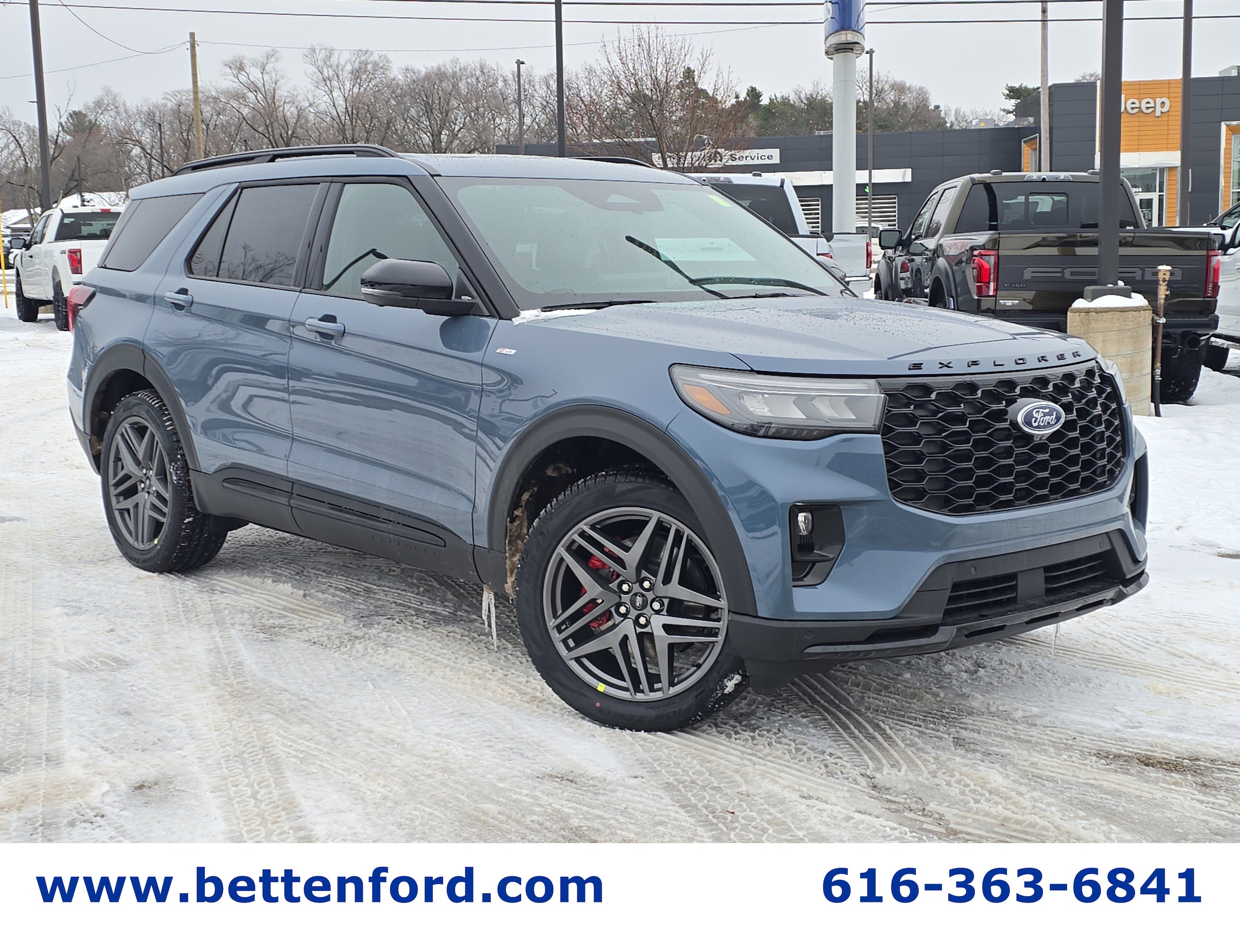 2026 Ford Explorer ST-LINE's photo