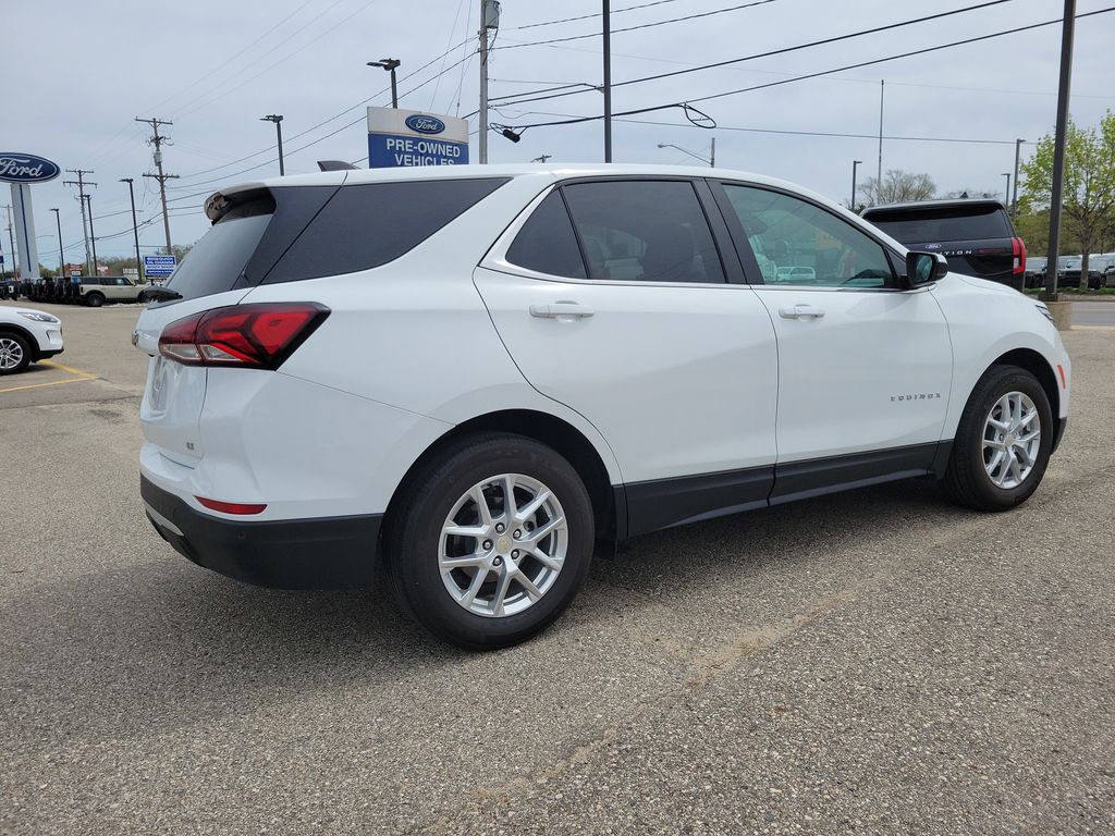 2022 Chevrolet Equinox LT - Photo 8