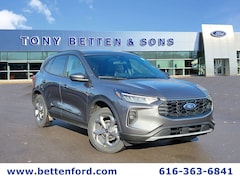 2026 Ford Escape ST-Line Select SUV