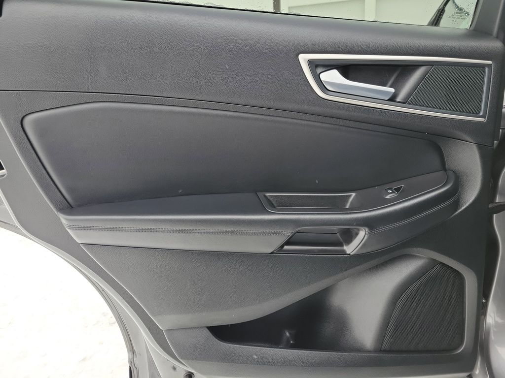 2024 Ford Edge SEL - Photo 11