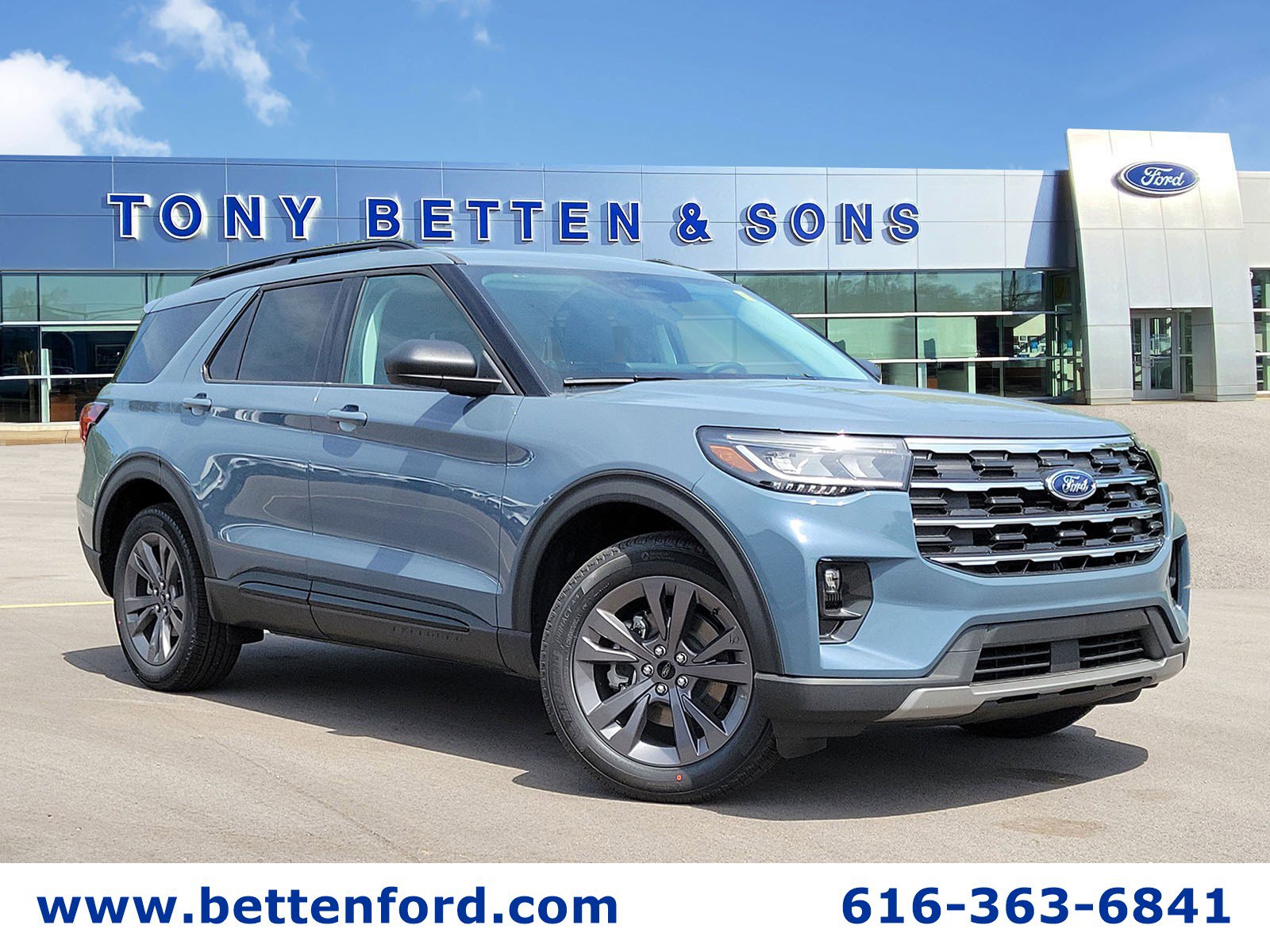 2026 Ford Explorer Active 4WD's photo