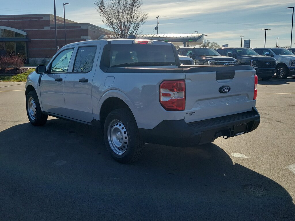 New 2025 Ford Maverick XL Truck SuperCrew