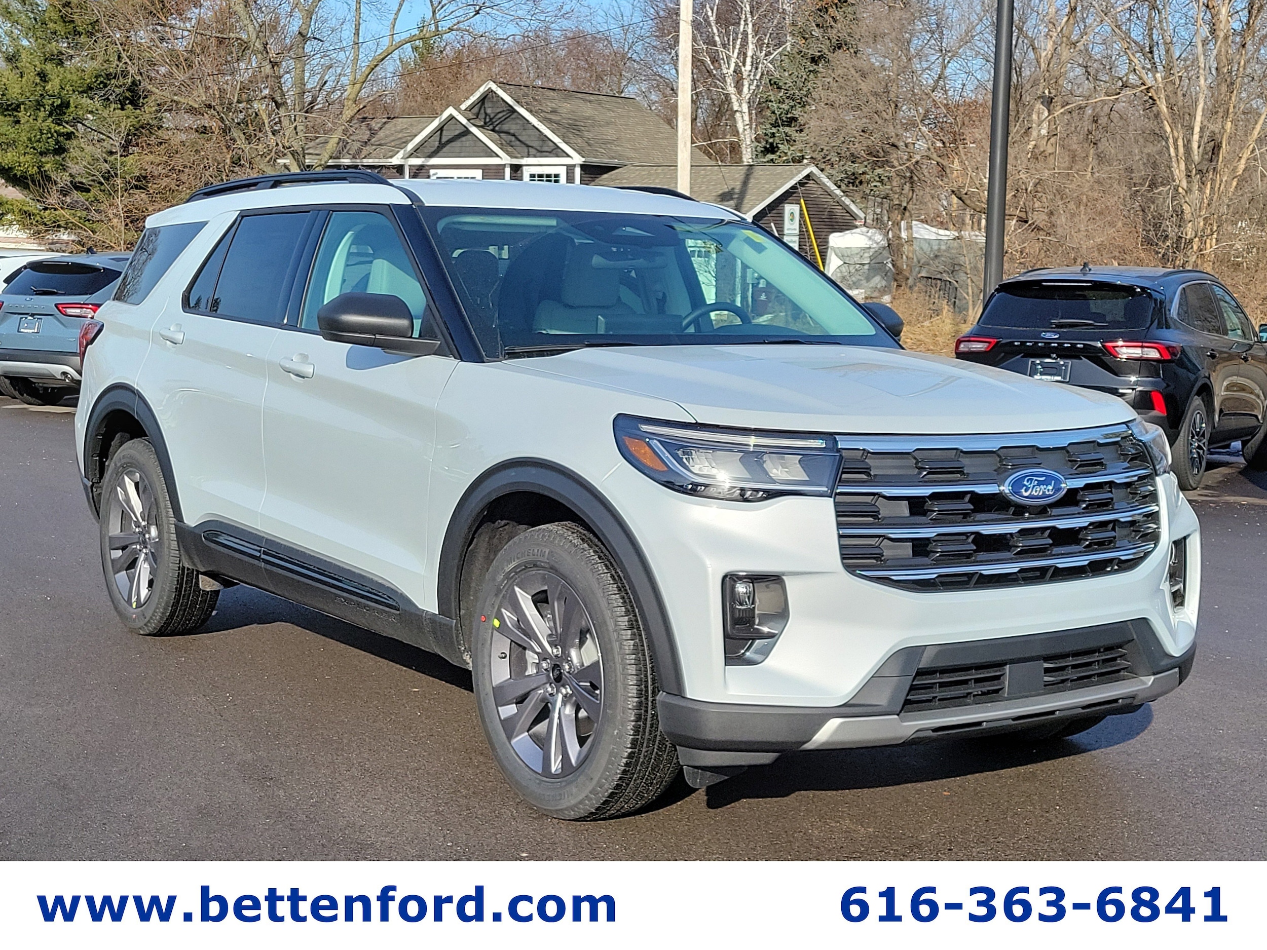 2026 Ford Explorer Active's photo