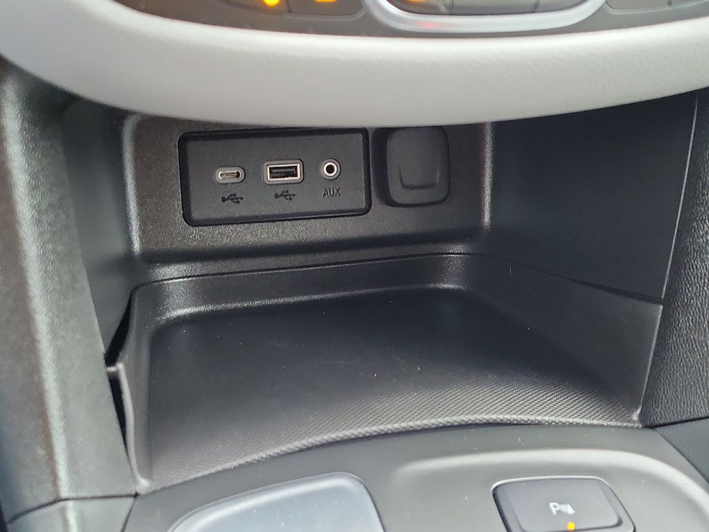 2022 Chevrolet Equinox LT - Photo 31