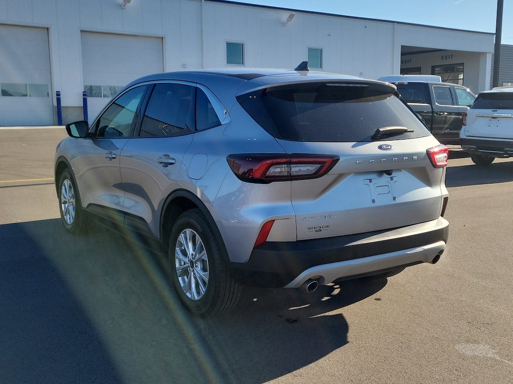 Used 2023 Ford Escape Active/ Cold Weather Pkg/ Alloys/ Camera/ Blis/ FWD