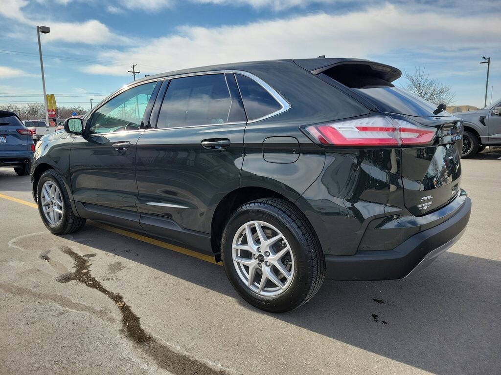 Used 2023 Ford Edge SEL SUV