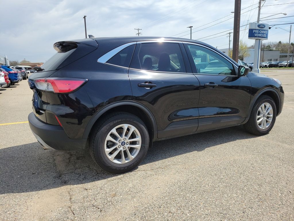 Used 2022 Ford Escape SE SUV