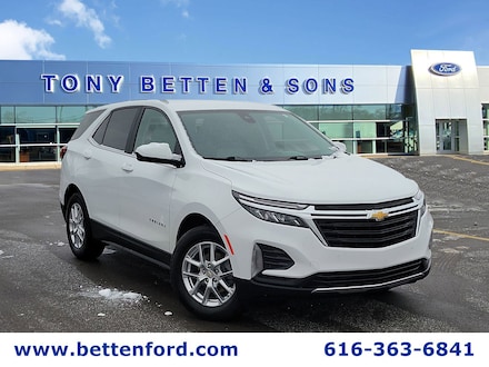 2022 Chevrolet Equinox LT/ Power Liftgate/ Power Seat/ Camera/ Alloys/ FWD