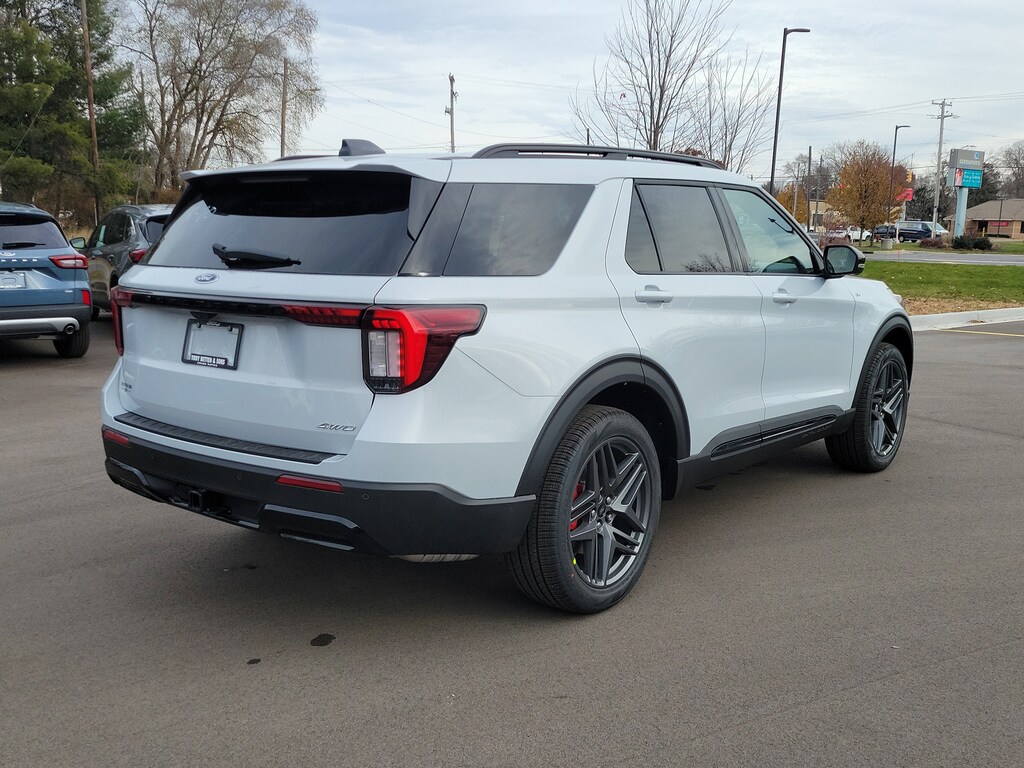 New 2026 Ford Explorer ST-Line SUV