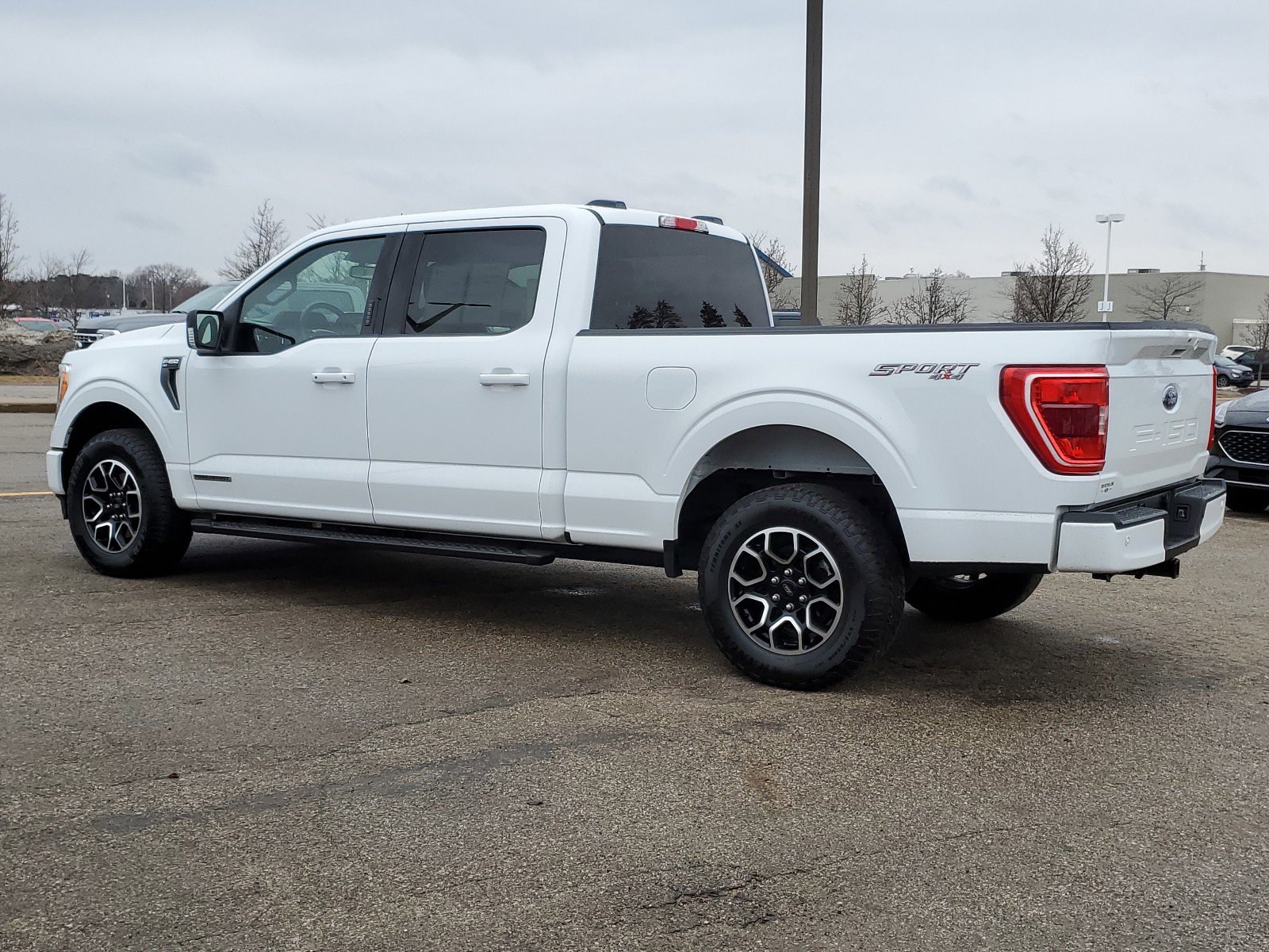 2022 Ford F-150 XLT photo 3