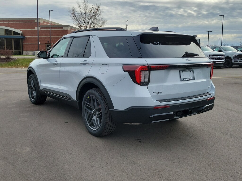 New 2026 Ford Explorer ST-Line SUV