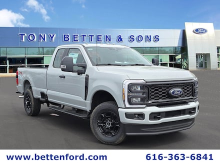 2025 Ford F-350 F-350 XL Truck Super Cab